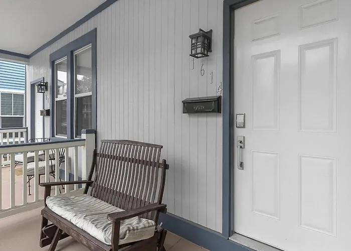 Holiday home Chic 2br Near Dt, 8 Min Walk To Park&conservatory Columbus