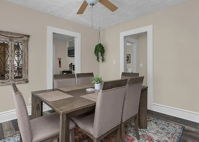 Chic 2br Near Dt, 8 Min Walk To Park&conservatory * Columbus