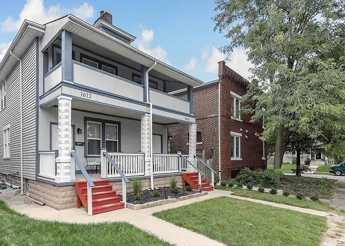 Holiday home Chic 2br Near Dt, 8 Min Walk To Park&conservatory